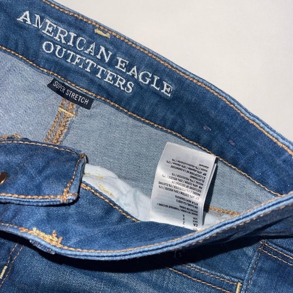 American Eagle Outfitters Women's Shorts - Picture 2 of 3